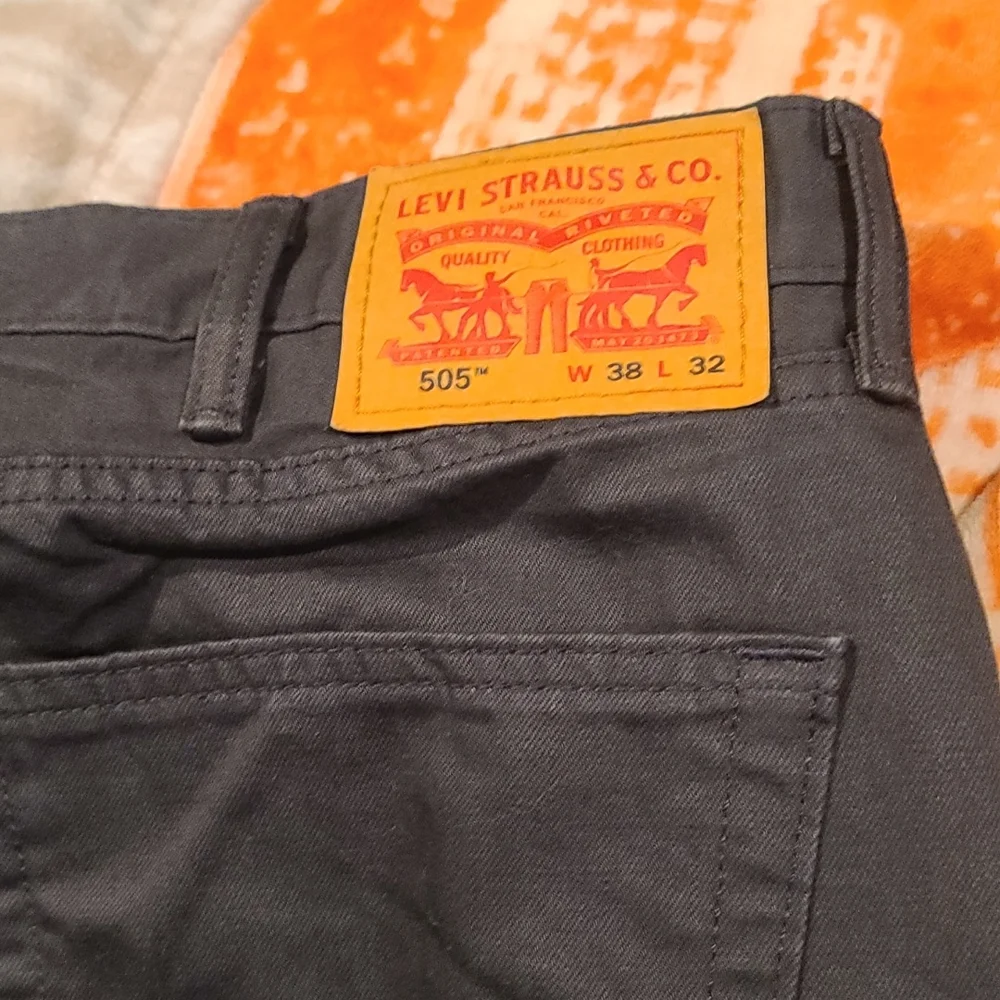 Nwot men's Levi's regular fit straight stretch pants jeans size 38x32